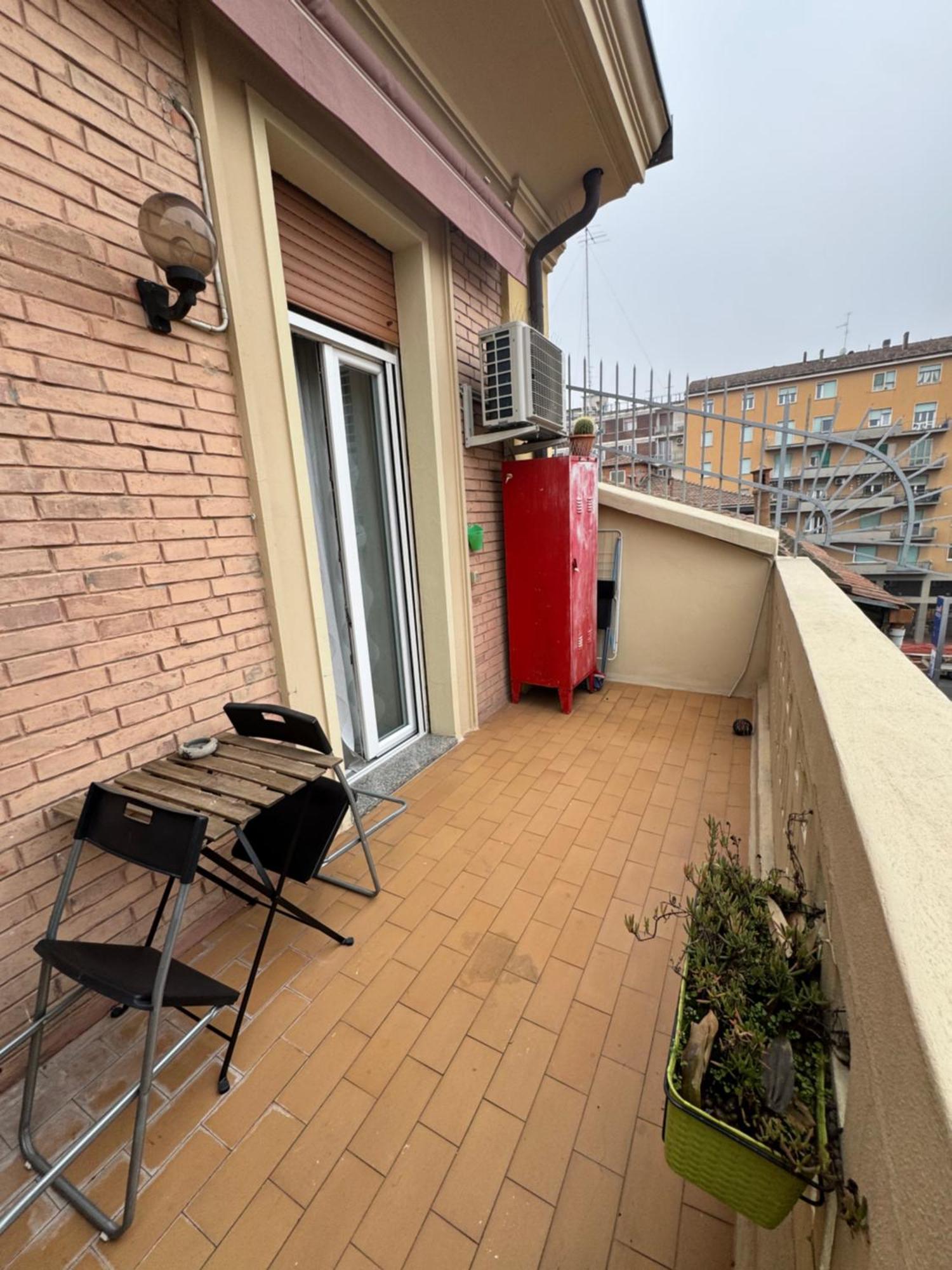 Central And Cosy Apartament Bologna Exterior foto